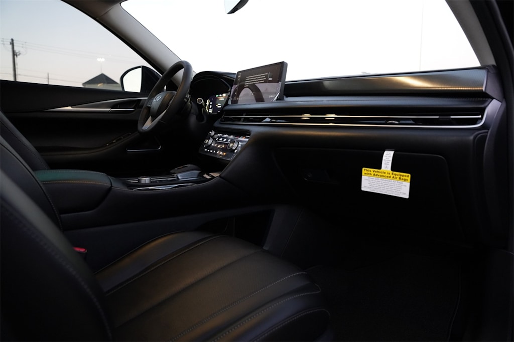 Thumbnail: 2026 INFINITI QX60 - 12