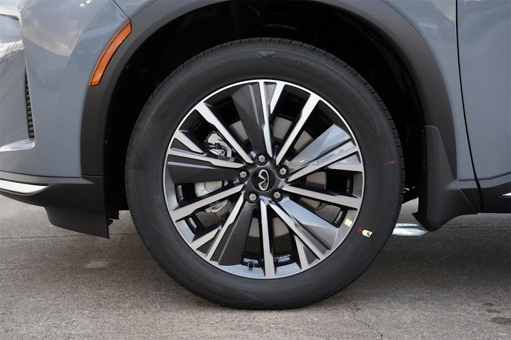 Thumbnail: 2026 INFINITI QX60 - 7