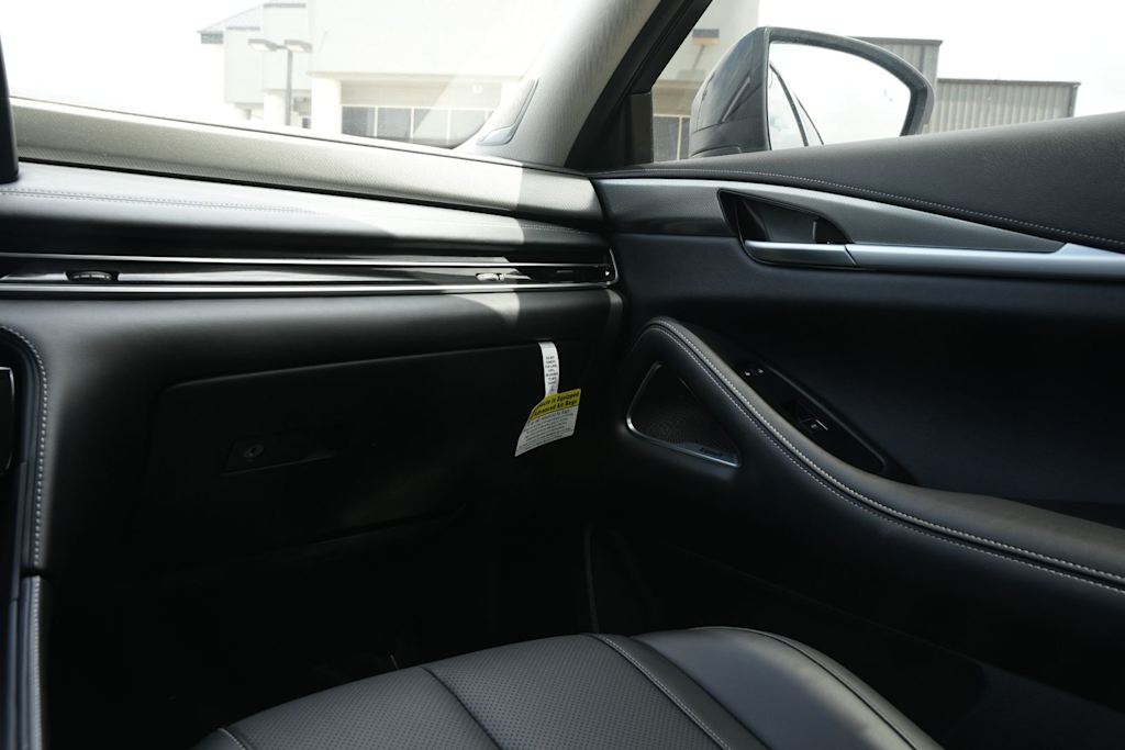 Thumbnail: 2026 INFINITI QX60 - 21
