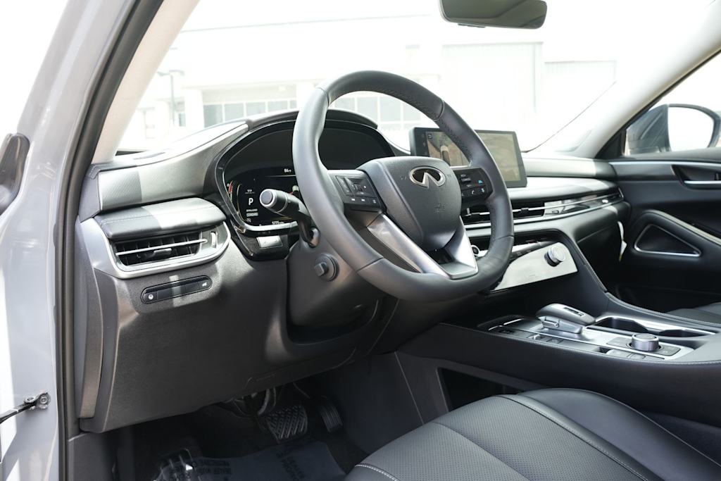 Thumbnail: 2026 INFINITI QX60 - 13