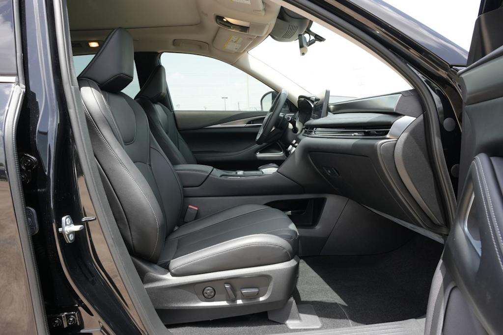 Thumbnail: 2026 INFINITI QX60 - 25
