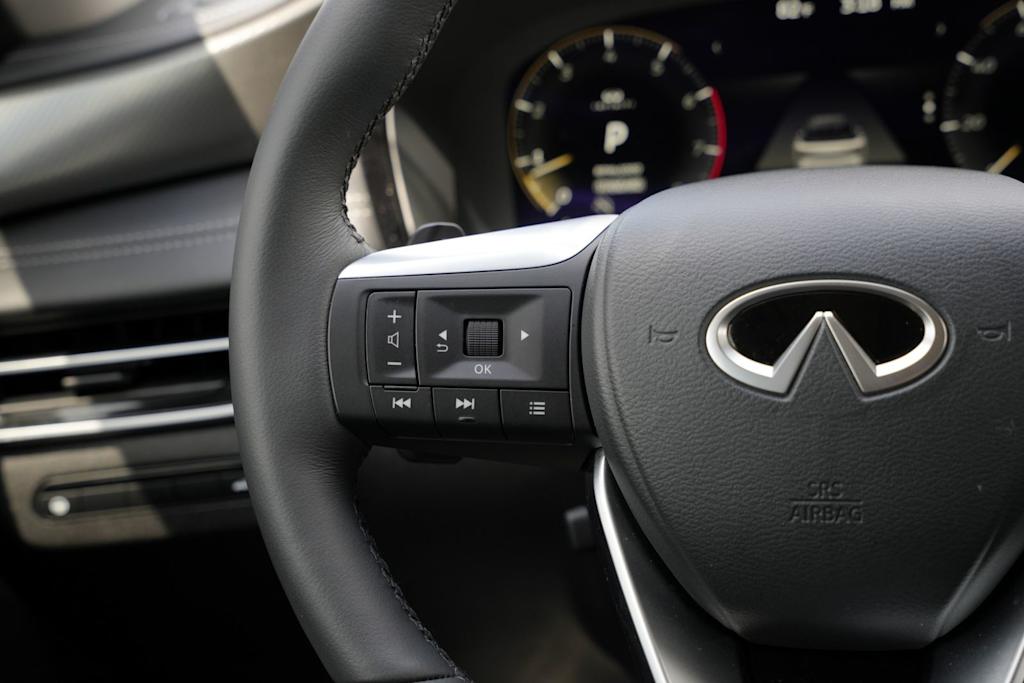 Thumbnail: 2026 INFINITI QX60 - 21
