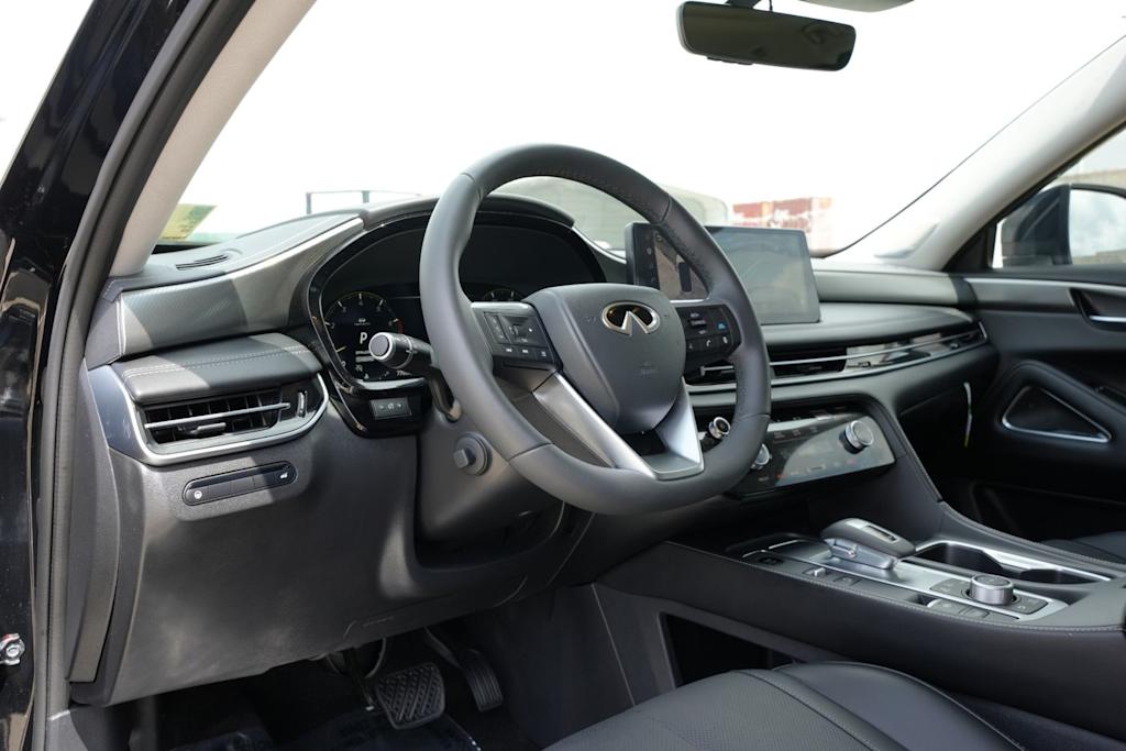Thumbnail: 2026 INFINITI QX60 - 11