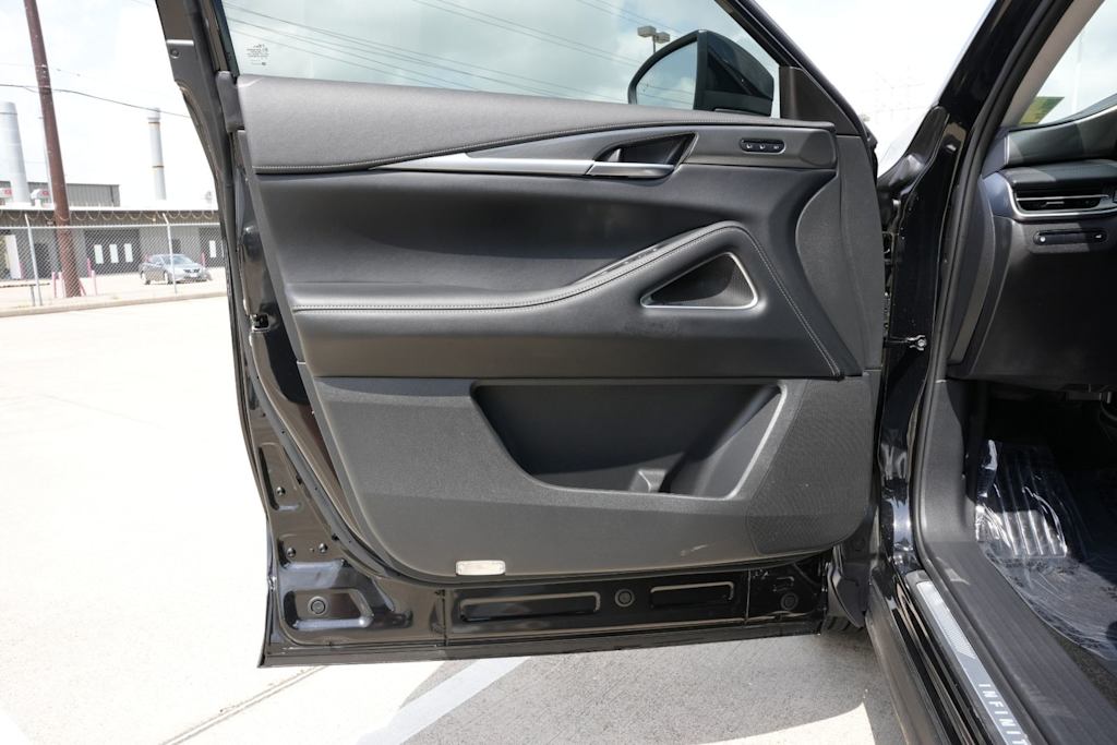 Thumbnail: 2026 INFINITI QX60 - 24