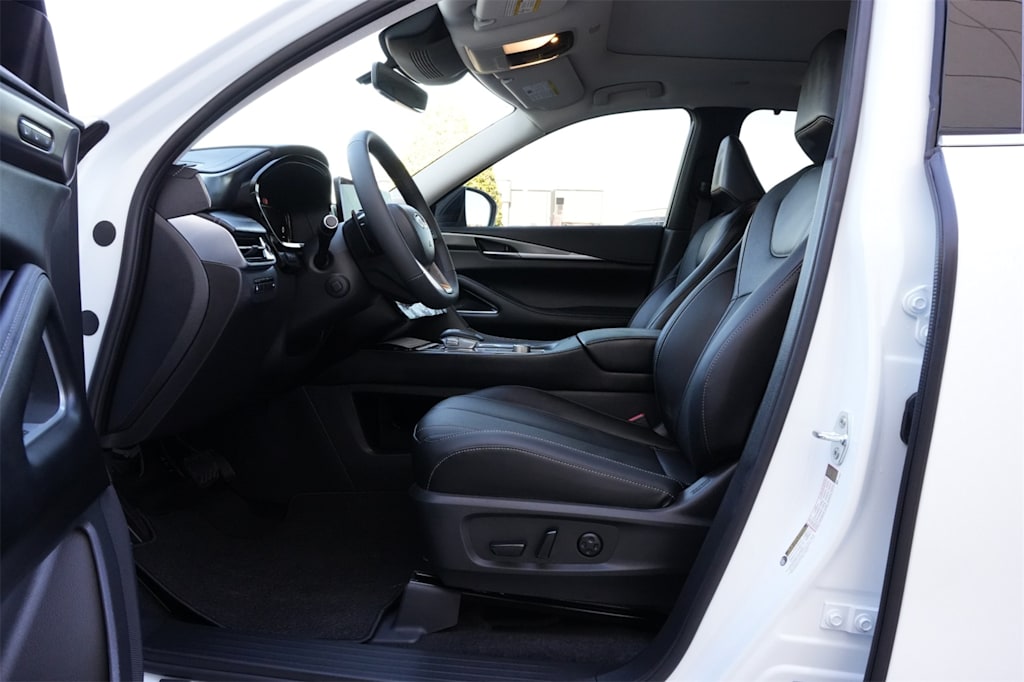 Thumbnail: 2026 INFINITI QX60 - 12