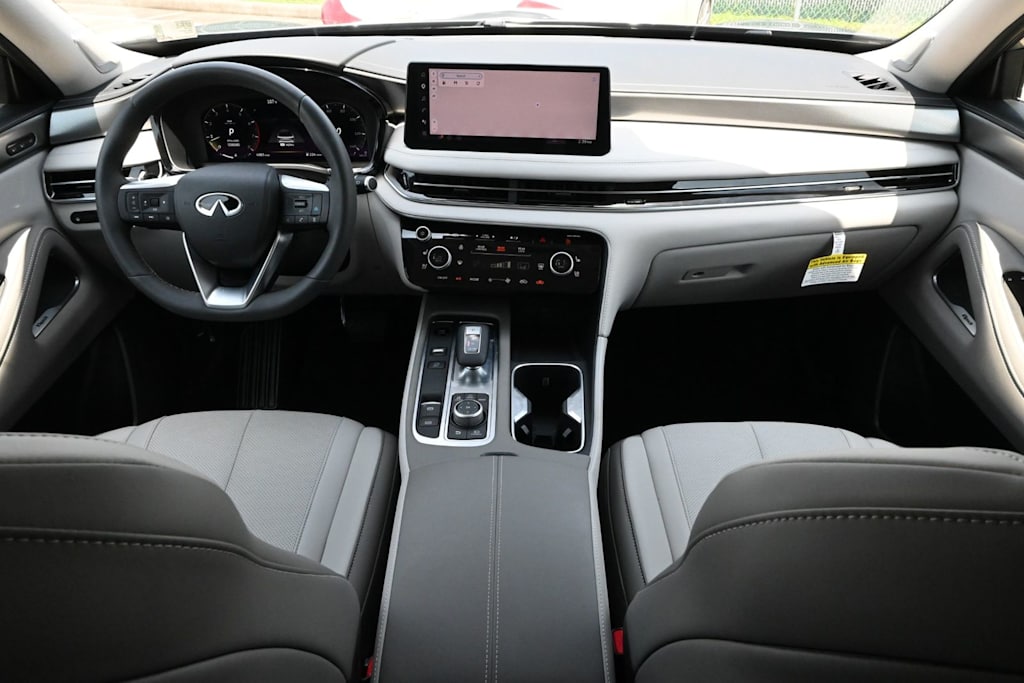 Thumbnail: 2026 INFINITI QX60 - 2