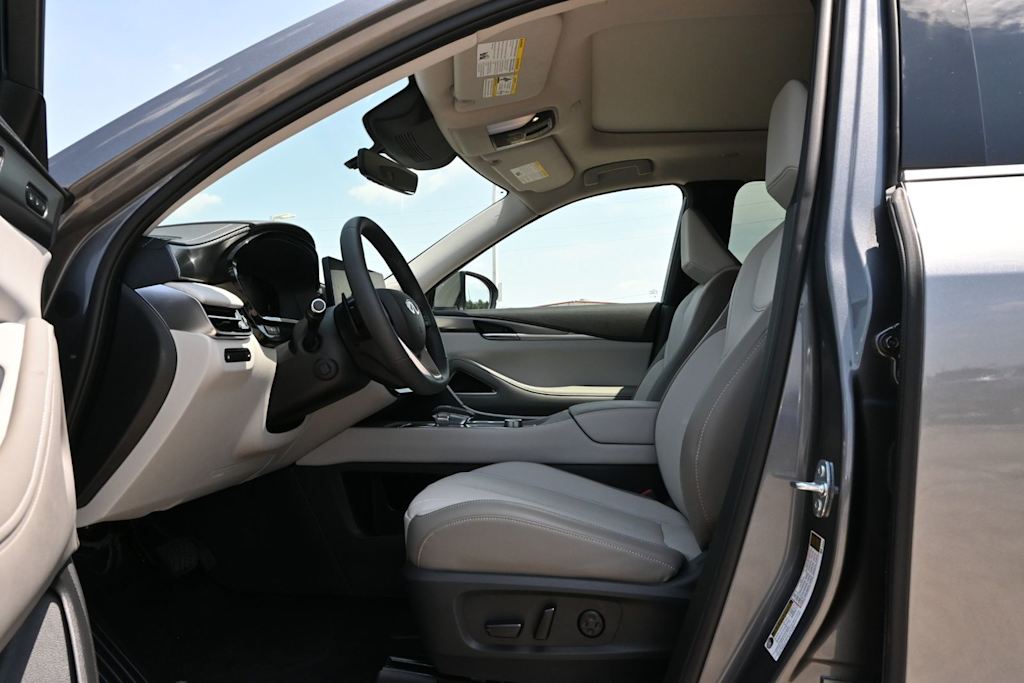 Thumbnail: 2026 INFINITI QX60 - 10
