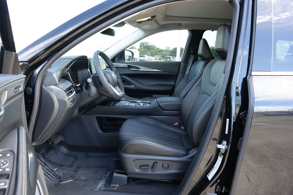 Thumbnail: 2026 INFINITI QX60 - 10
