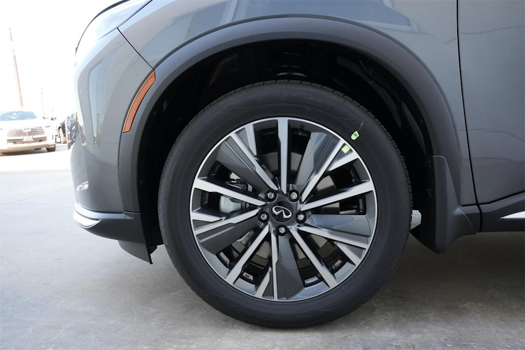 Thumbnail: 2026 INFINITI QX60 - 8