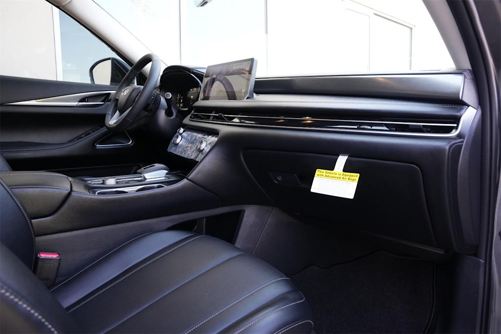 Thumbnail: 2026 INFINITI QX60 - 14