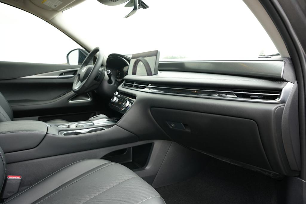 Thumbnail: 2026 INFINITI QX60 - 14