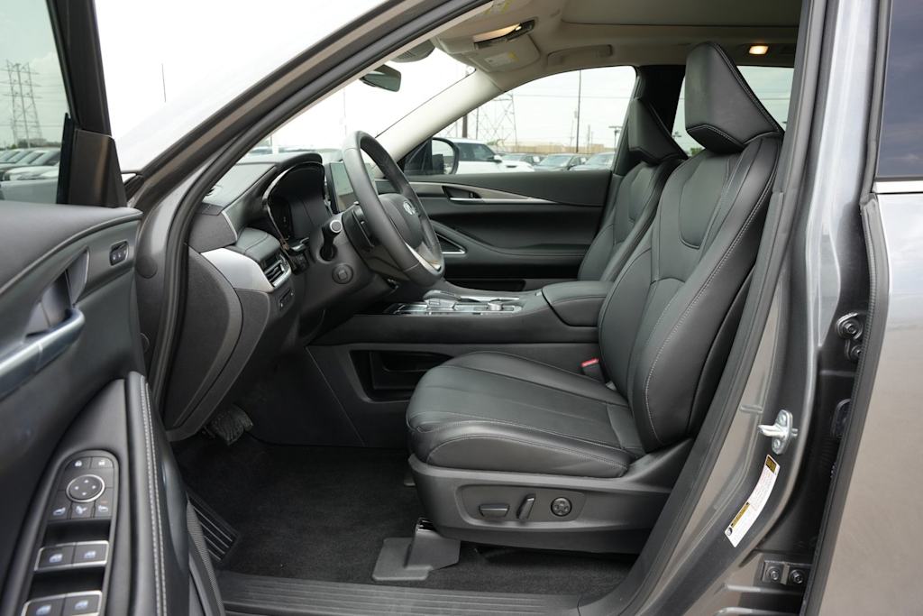 Thumbnail: 2026 INFINITI QX60 - 10