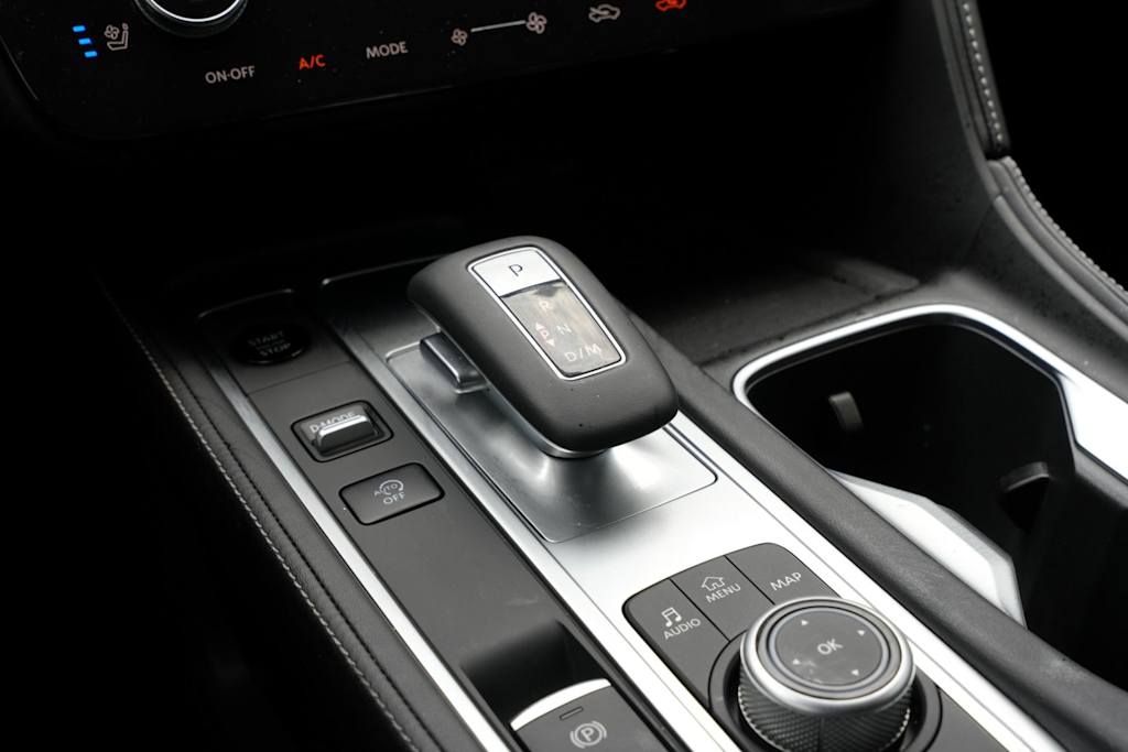 Thumbnail: 2026 INFINITI QX60 - 16