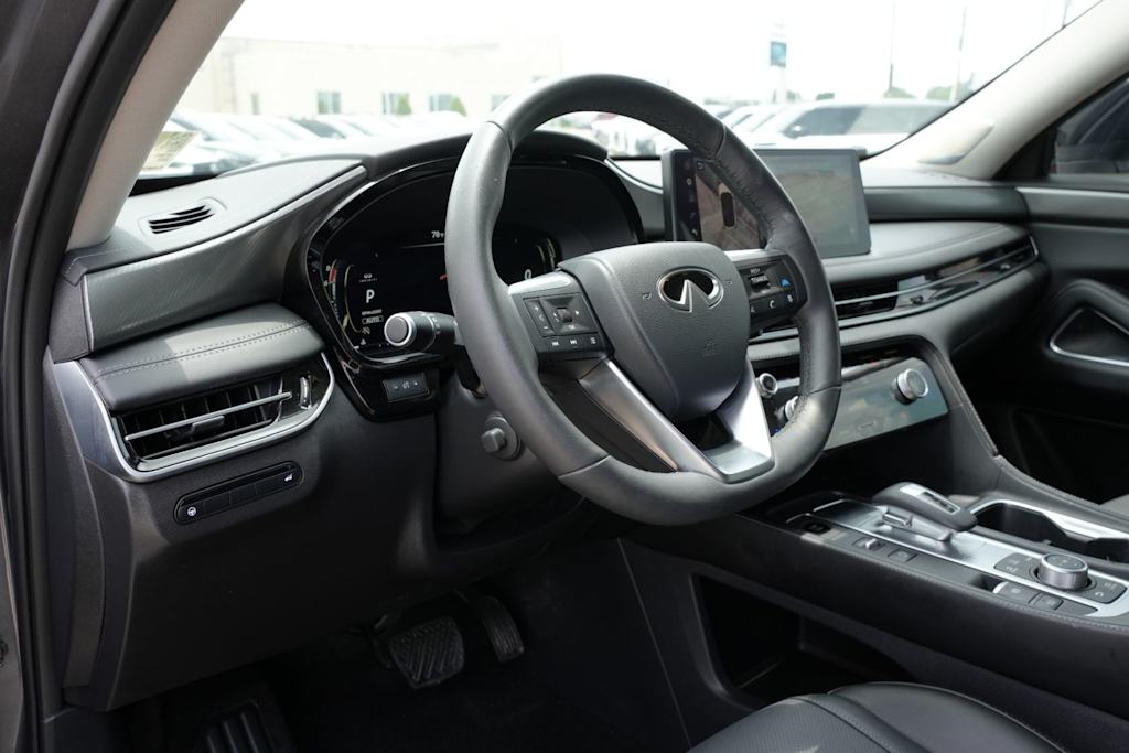 Thumbnail: 2026 INFINITI QX60 - 13