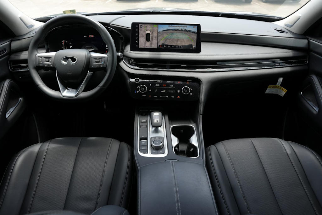 Thumbnail: 2026 INFINITI QX60 - 2