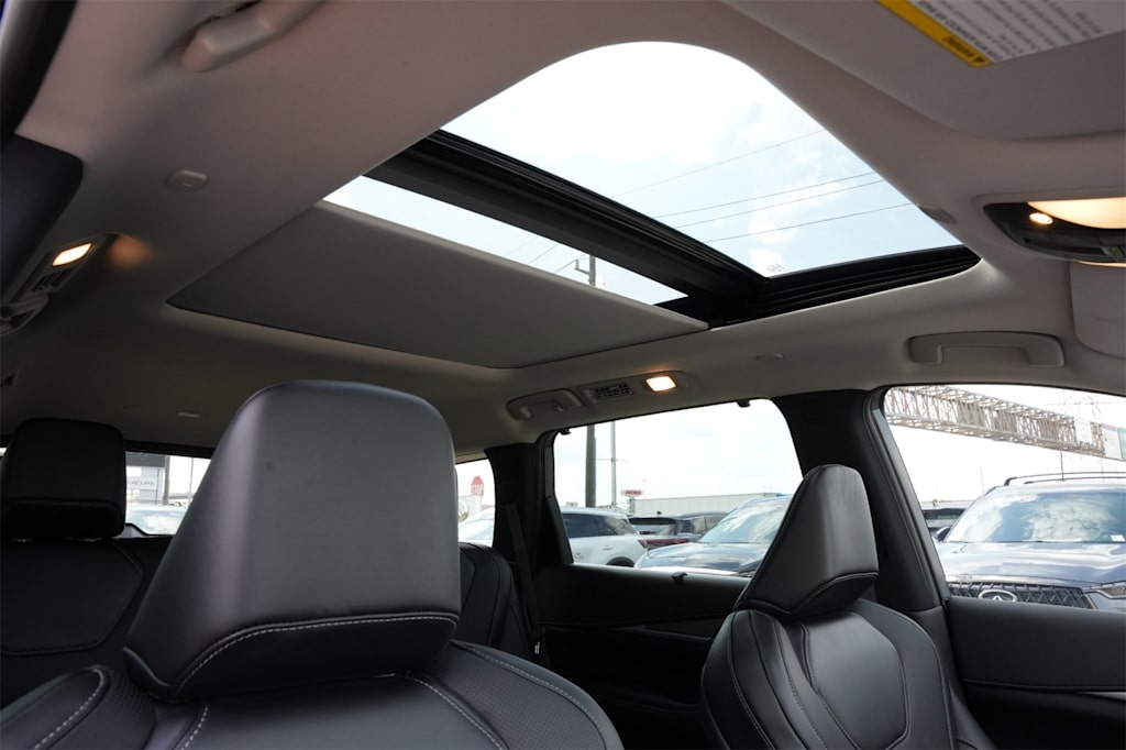 Thumbnail: 2026 INFINITI QX60 - 28