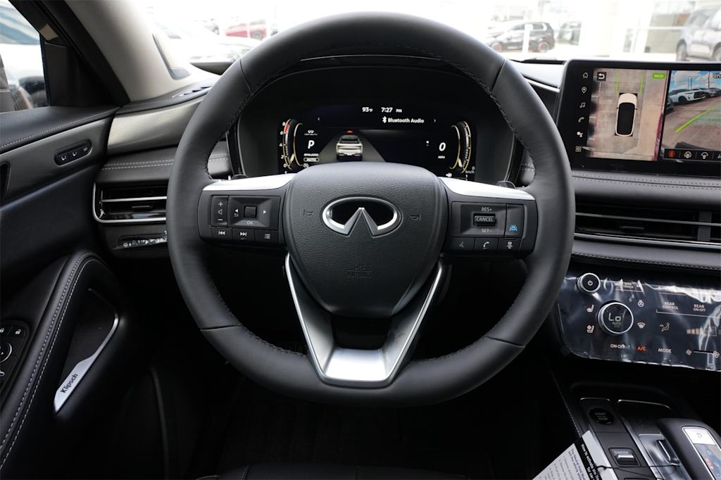 Thumbnail: 2026 INFINITI QX60 - 8