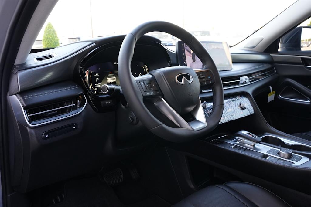 Thumbnail: 2026 INFINITI QX60 - 13