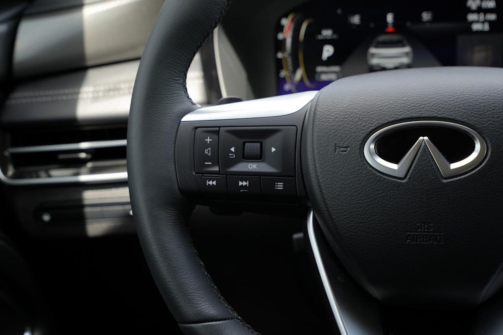 Thumbnail: 2026 INFINITI QX60 - 20