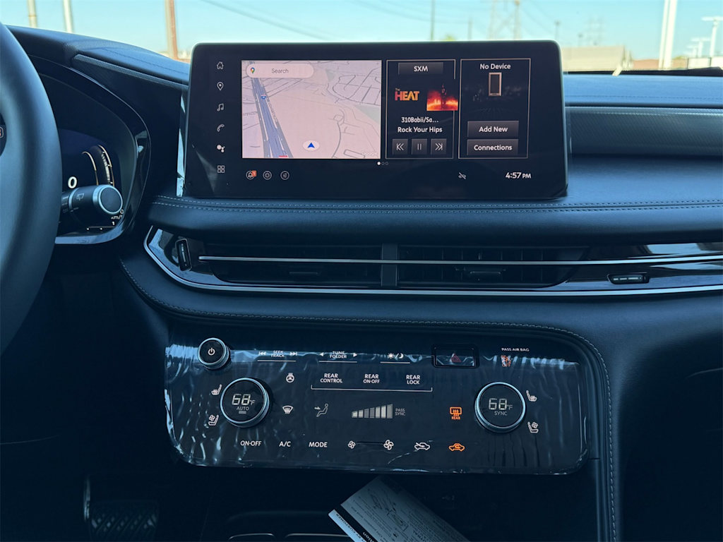 Thumbnail: 2026 INFINITI QX60 - 16