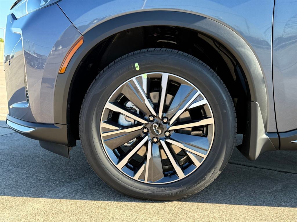 Thumbnail: 2026 INFINITI QX60 - 8