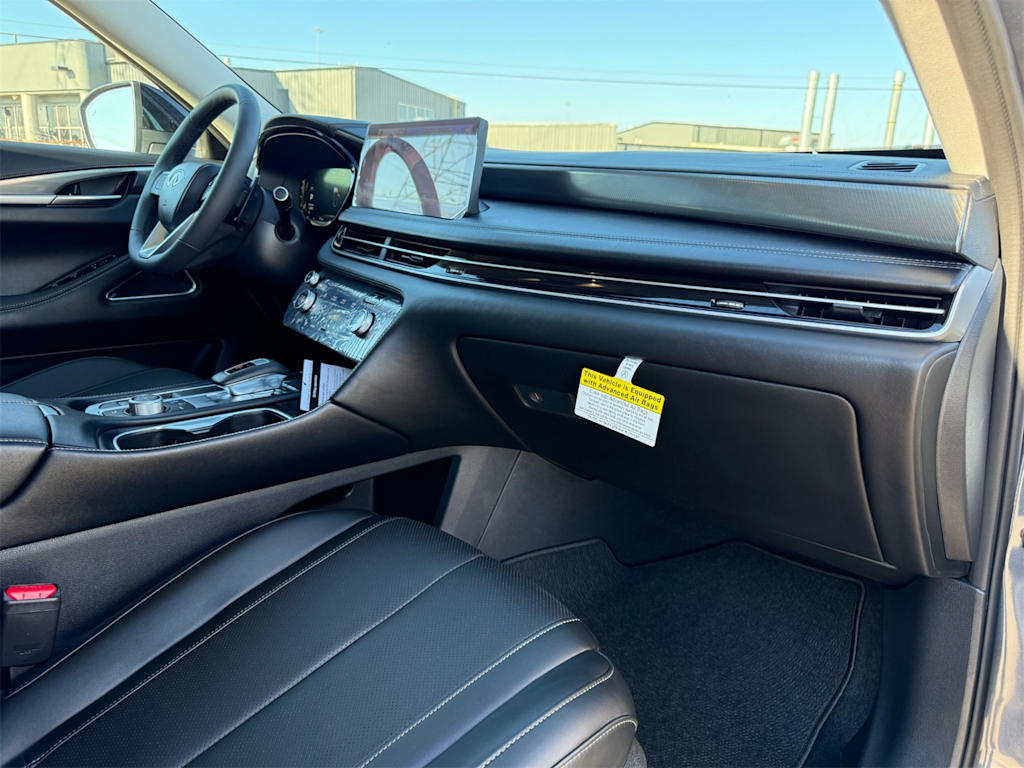 Thumbnail: 2026 INFINITI QX60 - 15