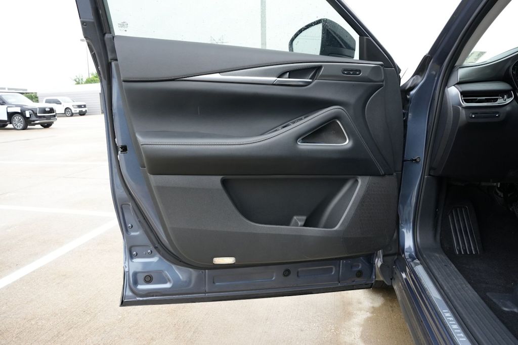 Thumbnail: 2026 INFINITI QX60 - 24