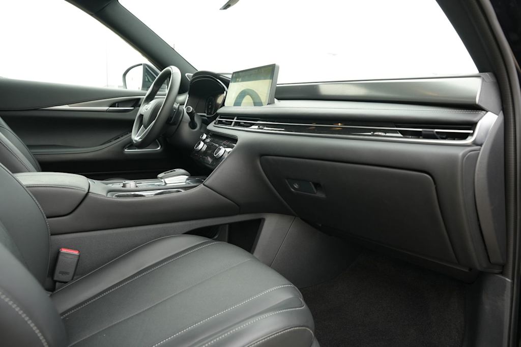 Thumbnail: 2025 INFINITI QX60 - 12
