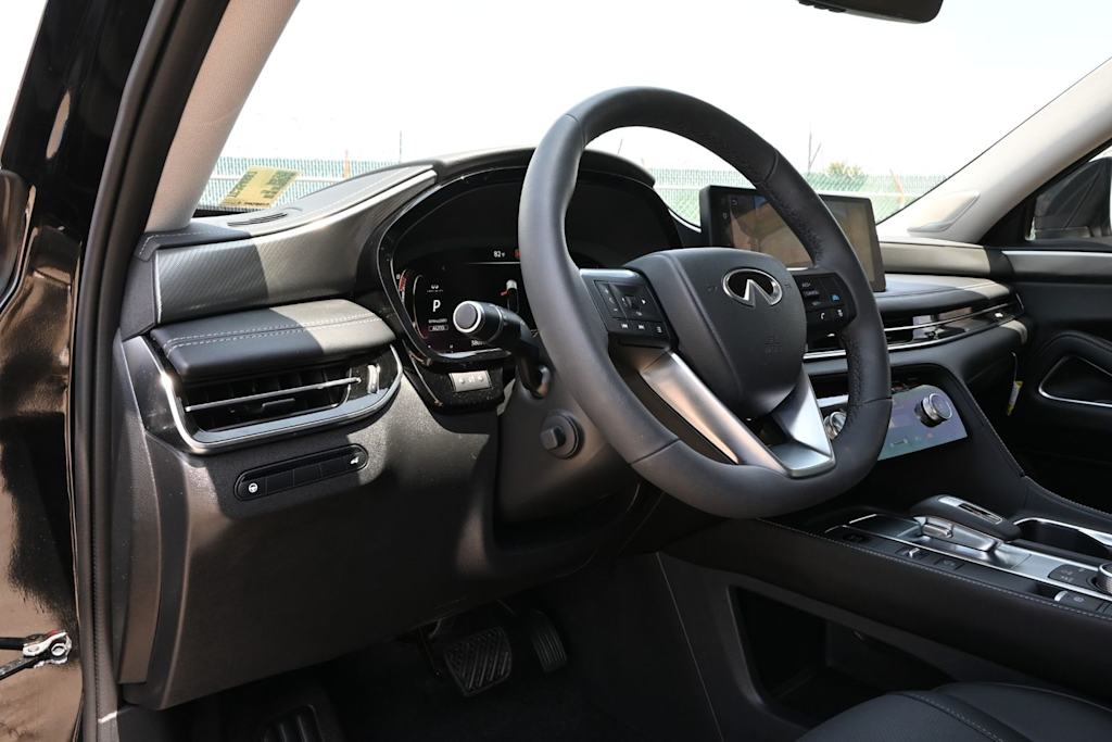 Thumbnail: 2026 INFINITI QX60 - 12