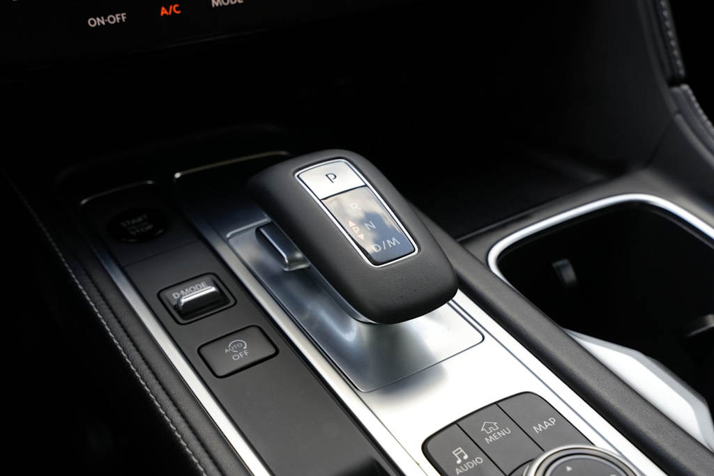 Thumbnail: 2026 INFINITI QX60 - 16