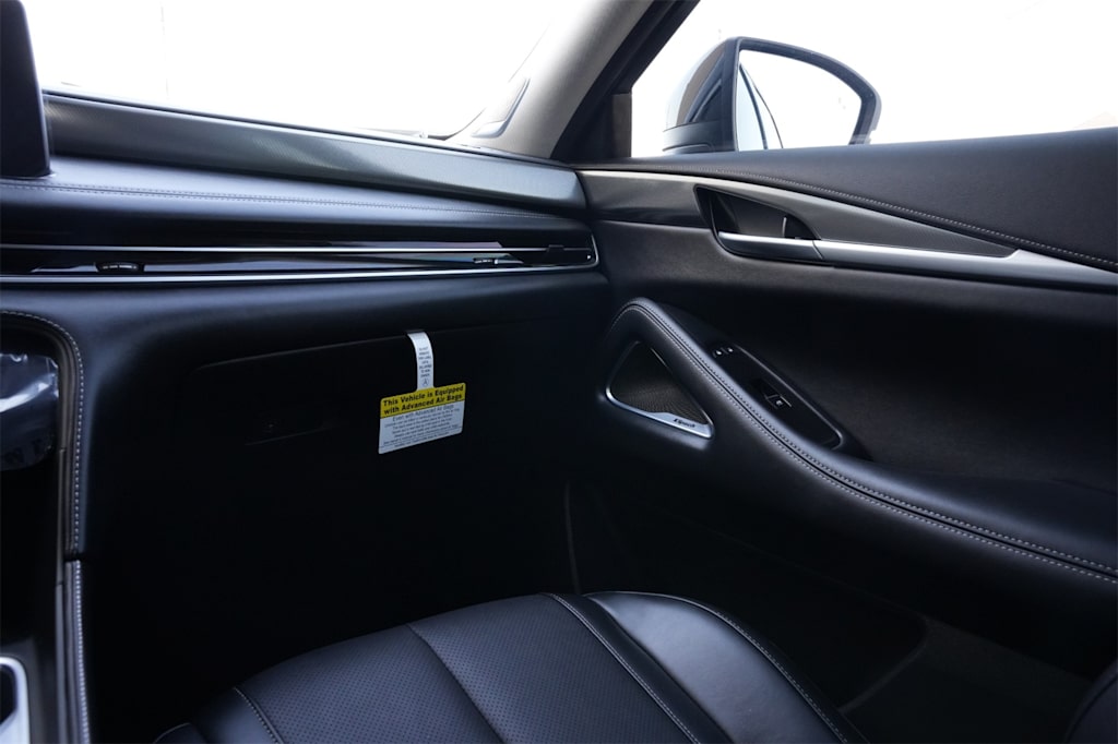 Thumbnail: 2026 INFINITI QX60 - 22