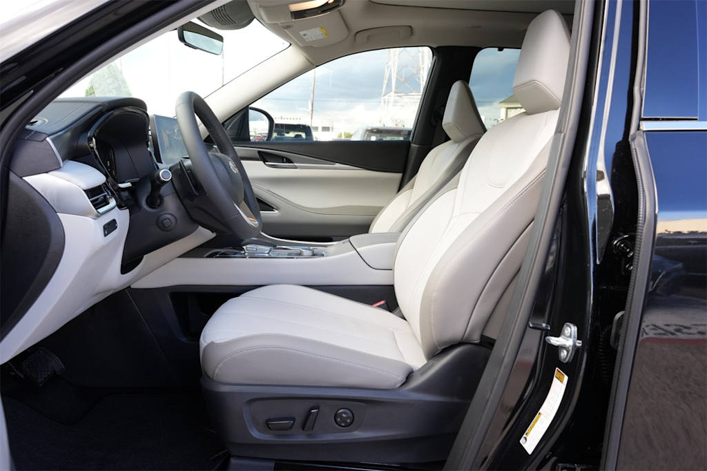 Thumbnail: 2026 INFINITI QX60 - 11