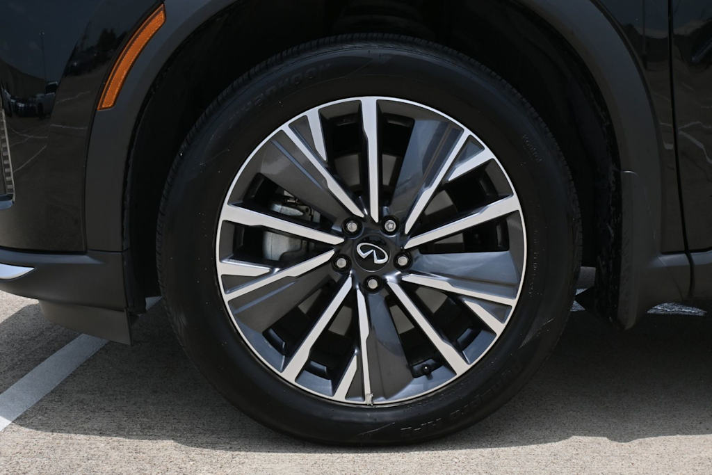 Thumbnail: 2026 INFINITI QX60 - 6