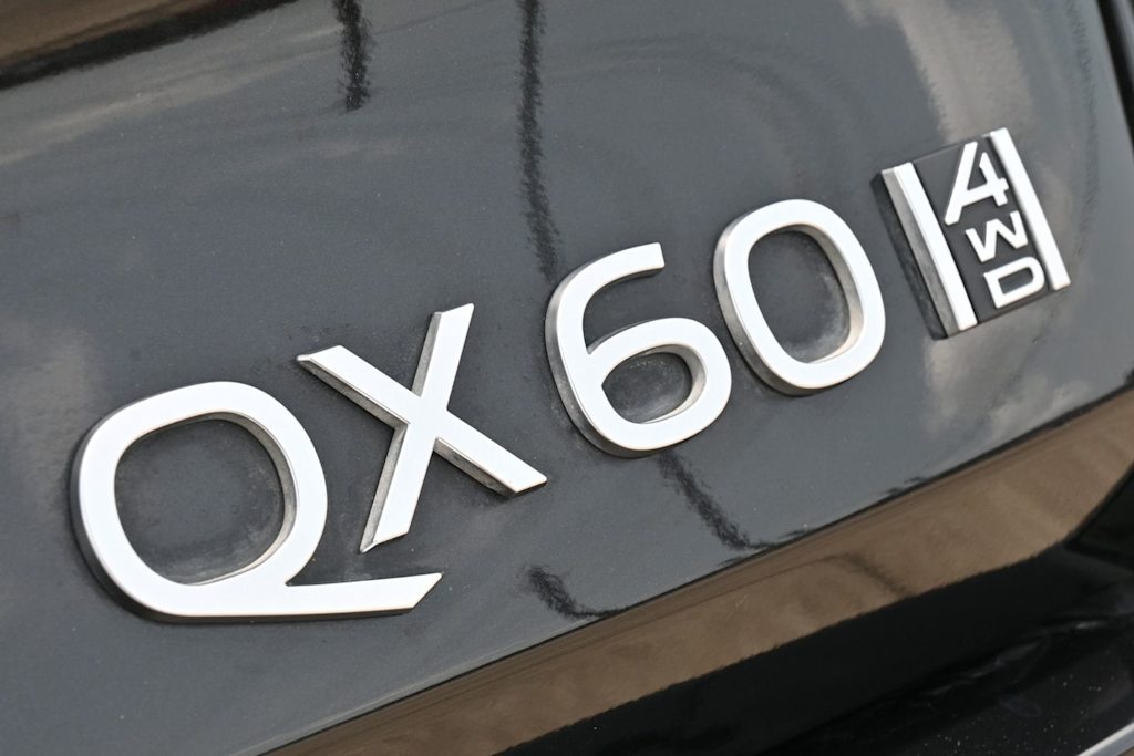 Thumbnail: 2026 INFINITI QX60 - 25