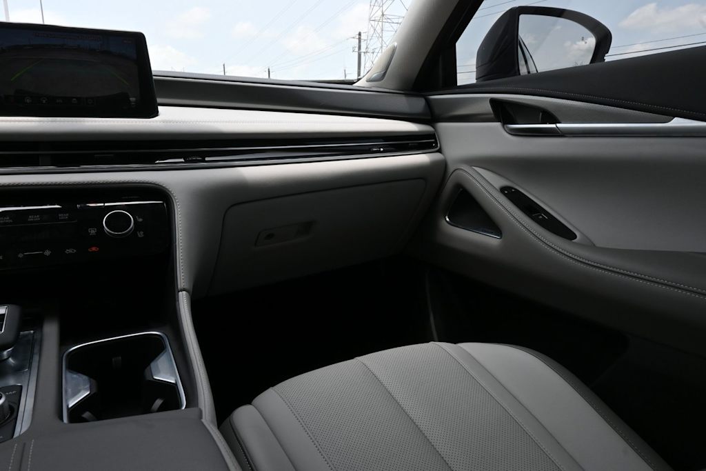 Thumbnail: 2026 INFINITI QX60 - 20