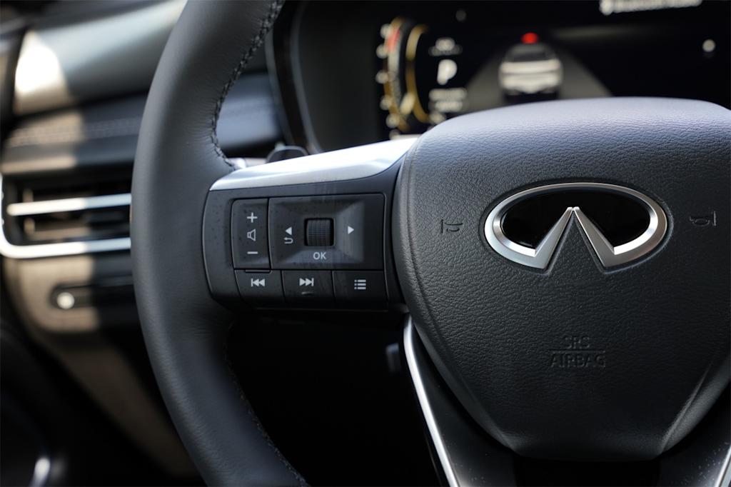 Thumbnail: 2026 INFINITI QX60 - 21