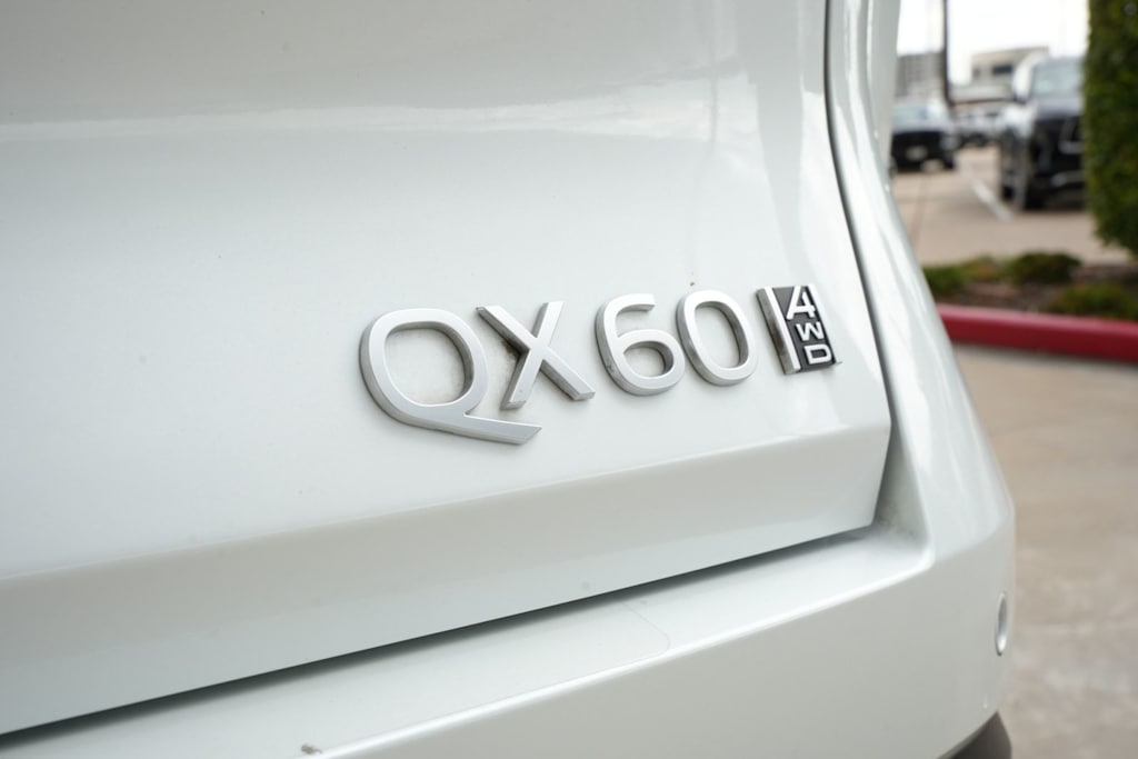 Thumbnail: 2026 INFINITI QX60 - 7