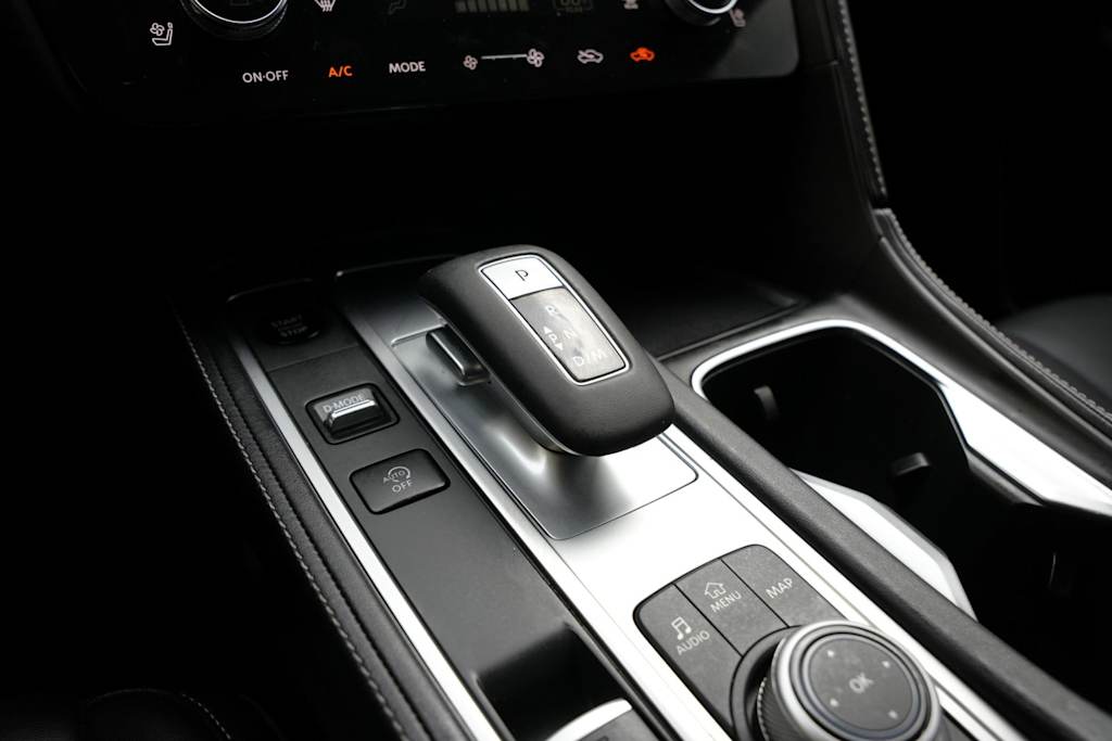 Thumbnail: 2026 INFINITI QX60 - 16
