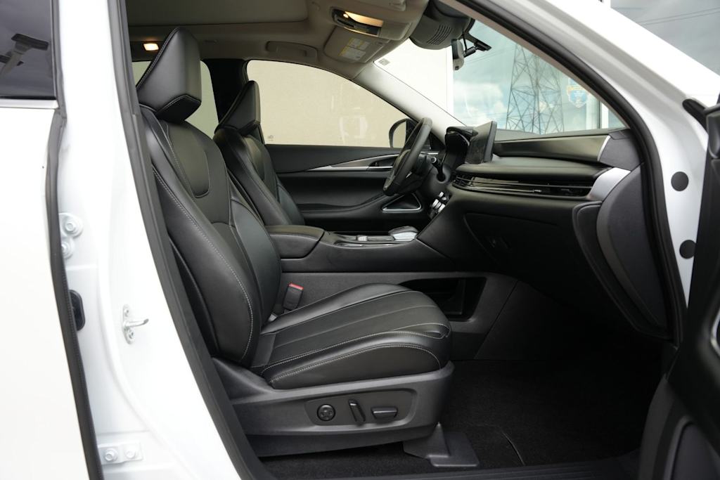 Thumbnail: 2026 INFINITI QX60 - 11