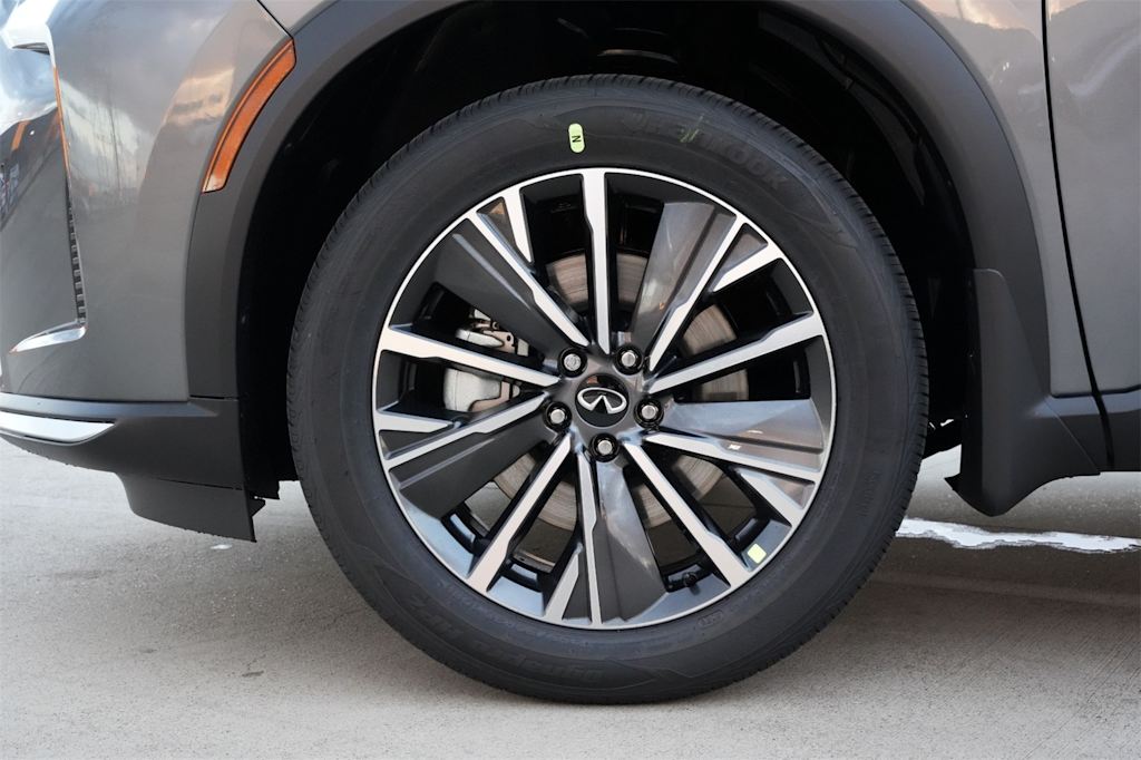 Thumbnail: 2026 INFINITI QX60 - 7