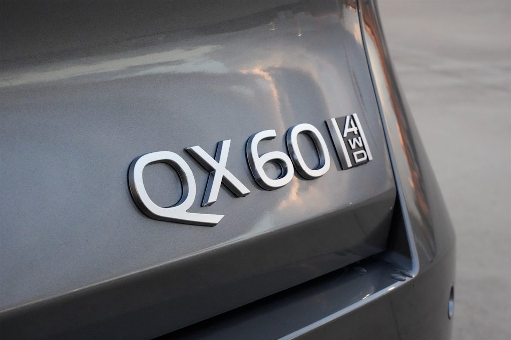 Thumbnail: 2026 INFINITI QX60 - 6