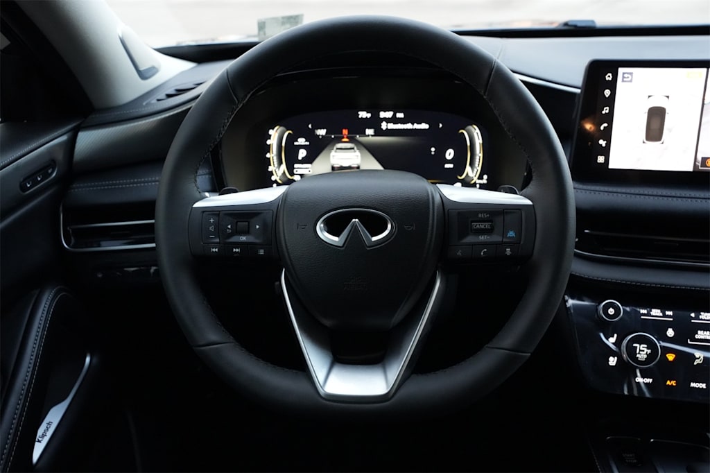 Thumbnail: 2026 INFINITI QX60 - 9