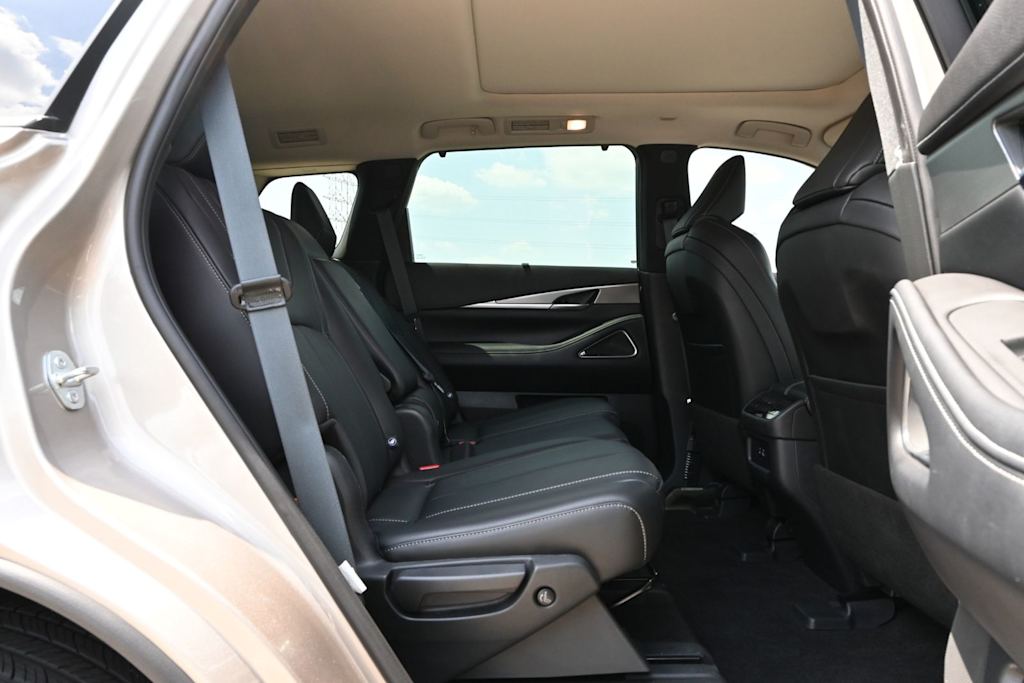 Thumbnail: 2025 INFINITI QX60 - 26