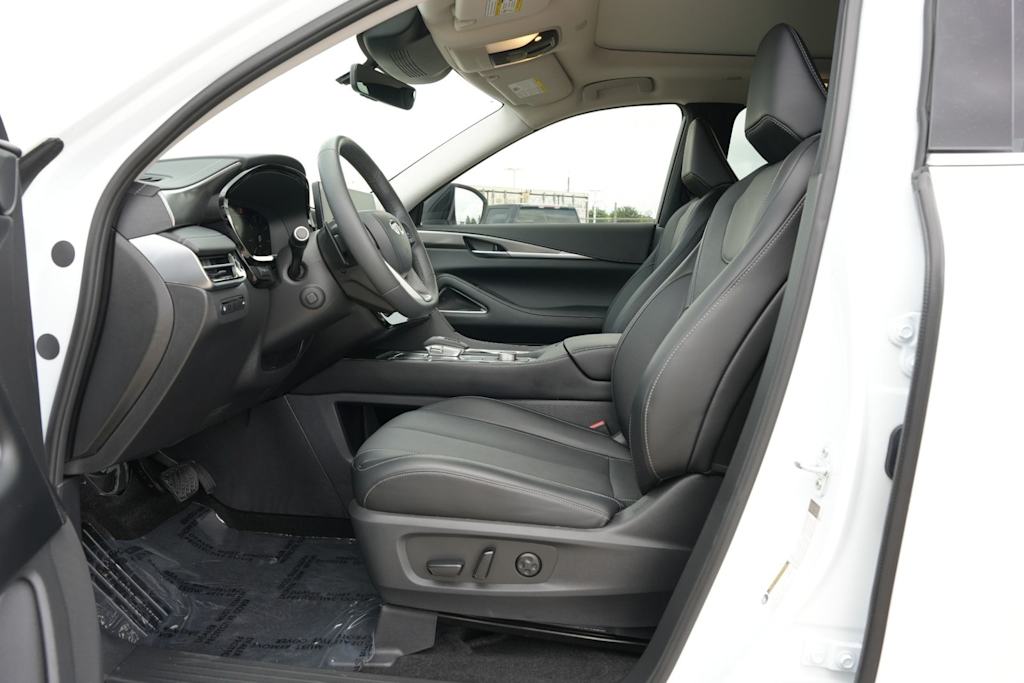 Thumbnail: 2026 INFINITI QX60 - 9