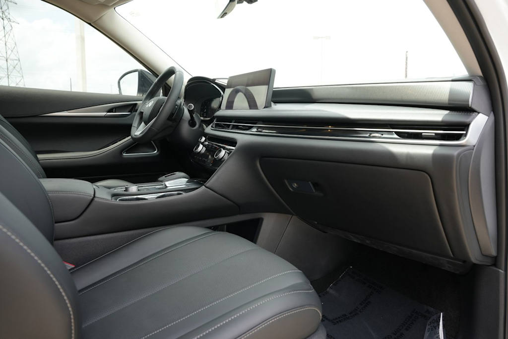 Thumbnail: 2026 INFINITI QX60 - 13