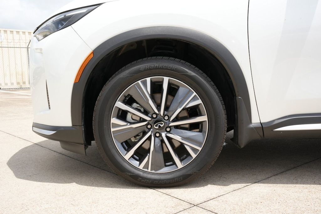 Thumbnail: 2026 INFINITI QX60 - 7