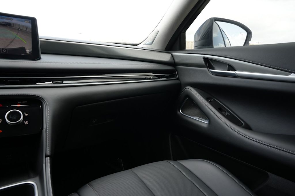 Thumbnail: 2026 INFINITI QX60 - 21