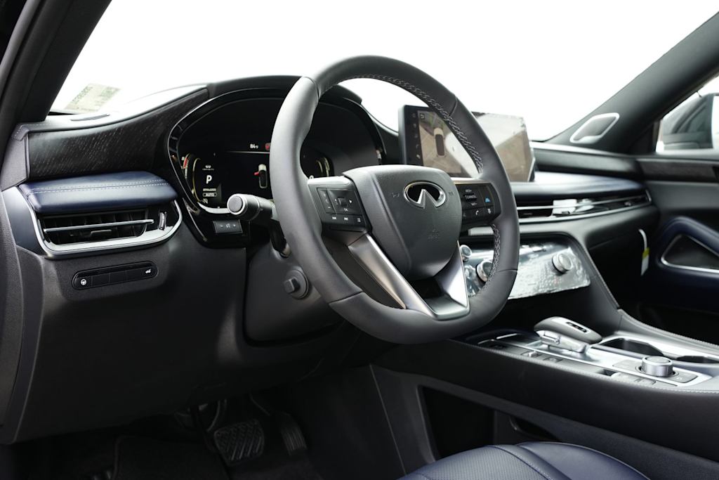Thumbnail: 2026 INFINITI QX60 - 12