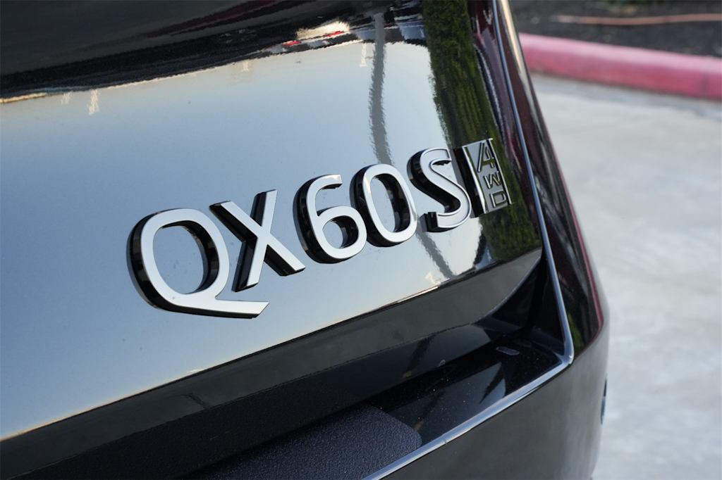 Thumbnail: 2026 INFINITI QX60 - 7