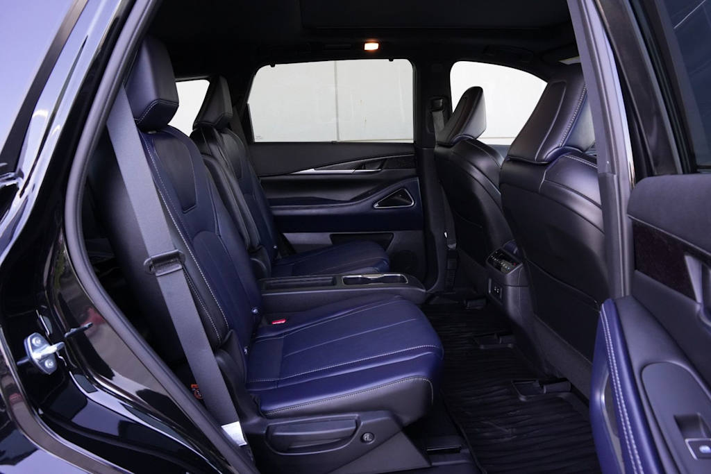 Thumbnail: 2026 INFINITI QX60 - 27